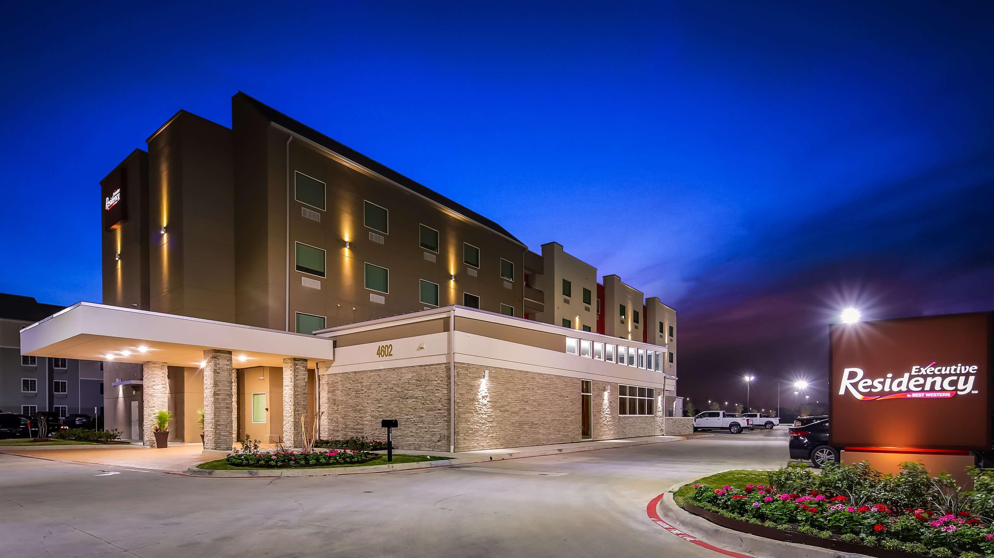 Best Western Plus Executive Residency Baytown Esterno foto