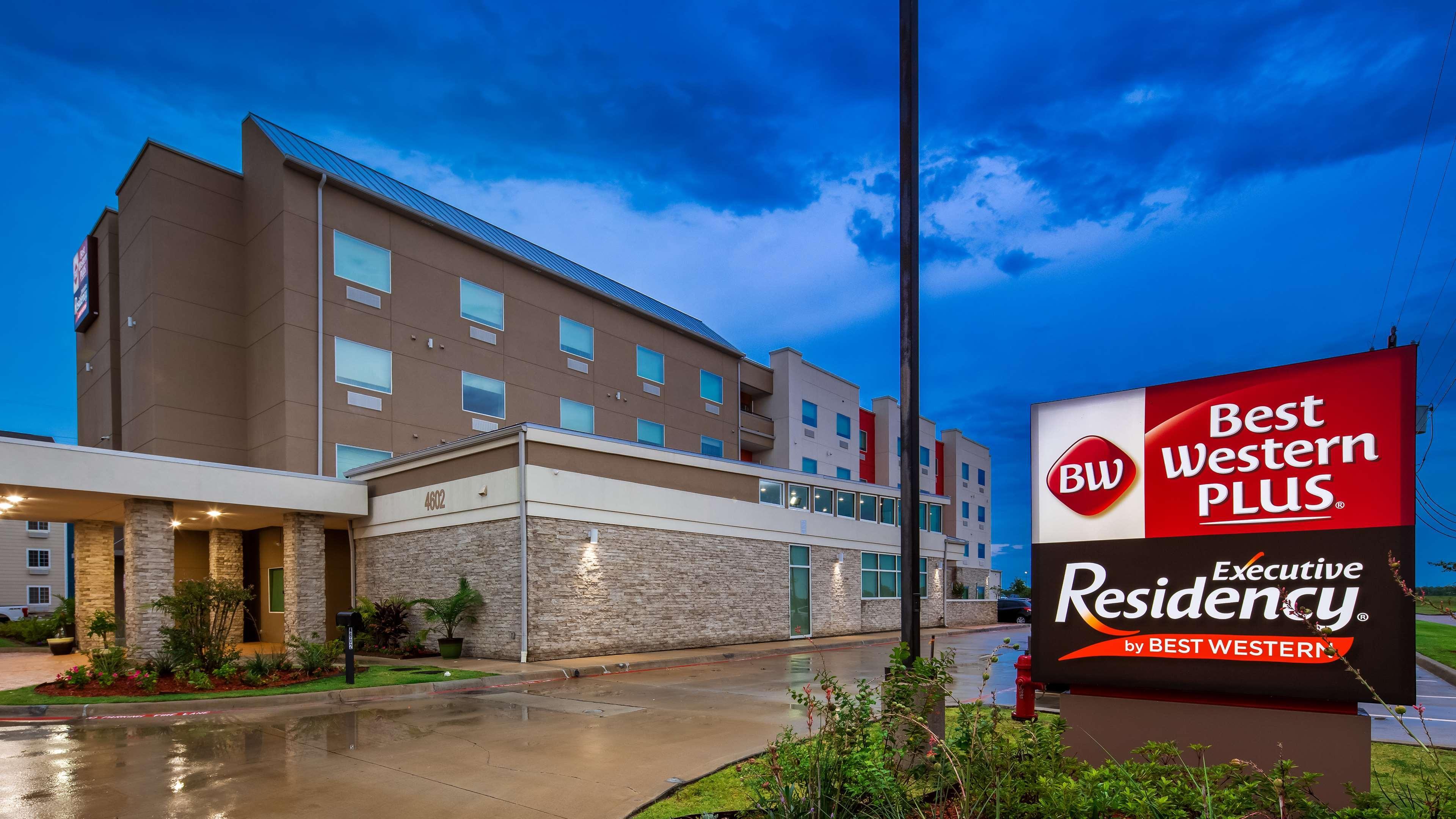 Best Western Plus Executive Residency Baytown Esterno foto